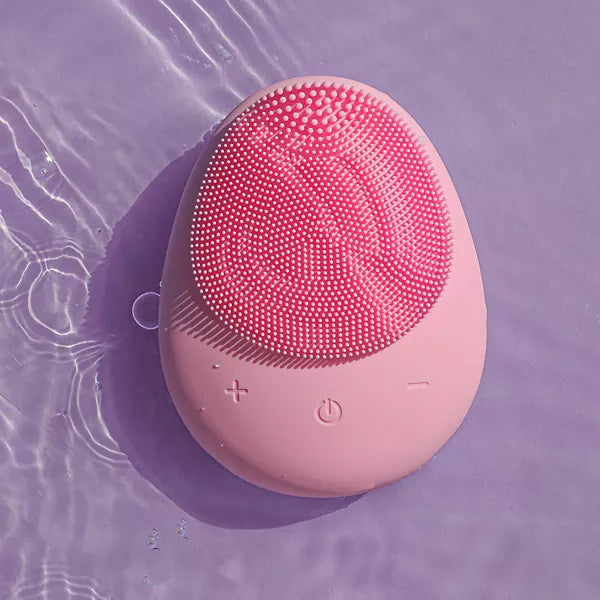 Facial cleansing brush